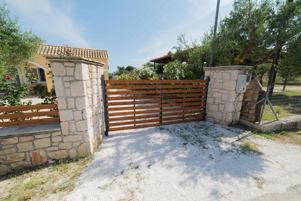 Casa Di Porto Roma Apartment Vasilikos  Exterior photo